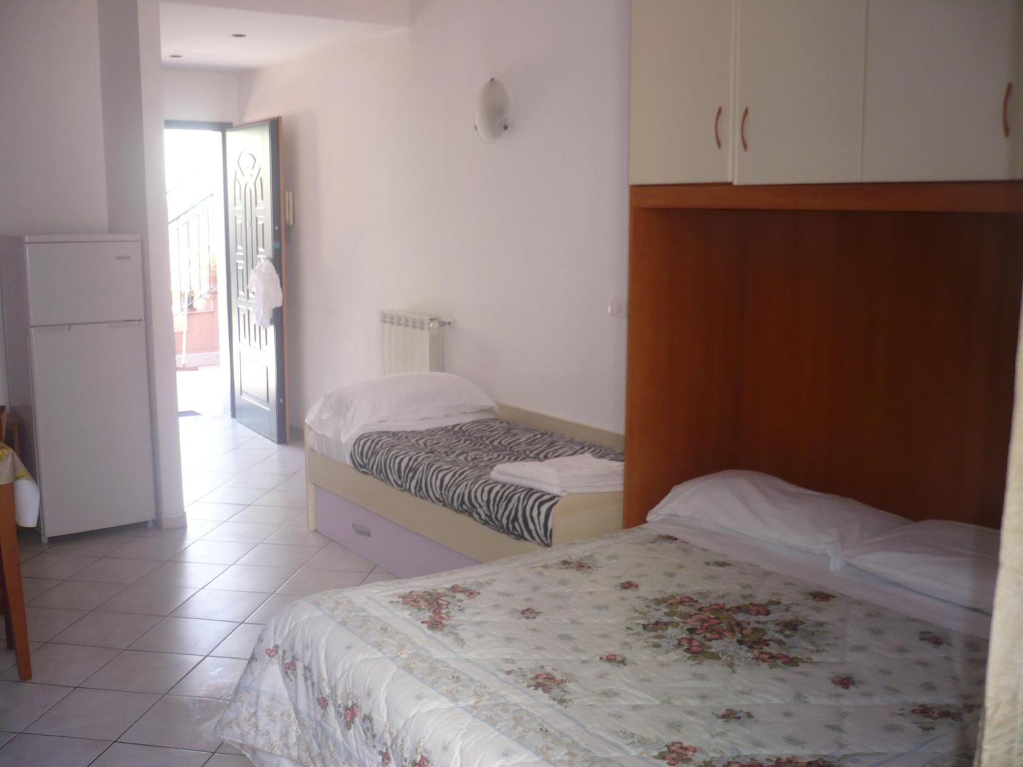 Villamareblu Ventimiglia Habitación foto